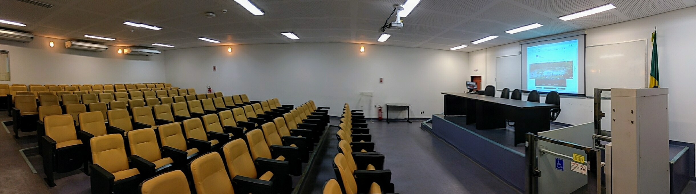 Auditório do Instituto de Matemática e Estatística da UFBA